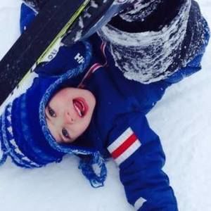 Meet your Posher, Leslie